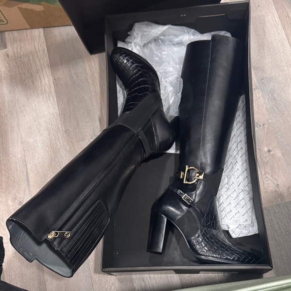 CUADRA Alligator and Bovine Leather Boots - Picture 1 of 5